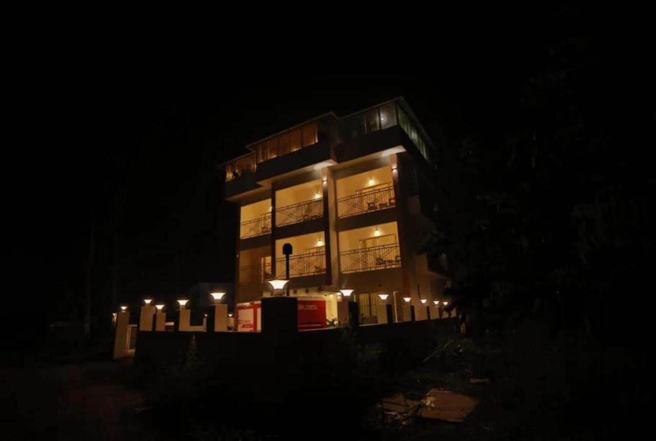 Resort Iceberg Hill View *