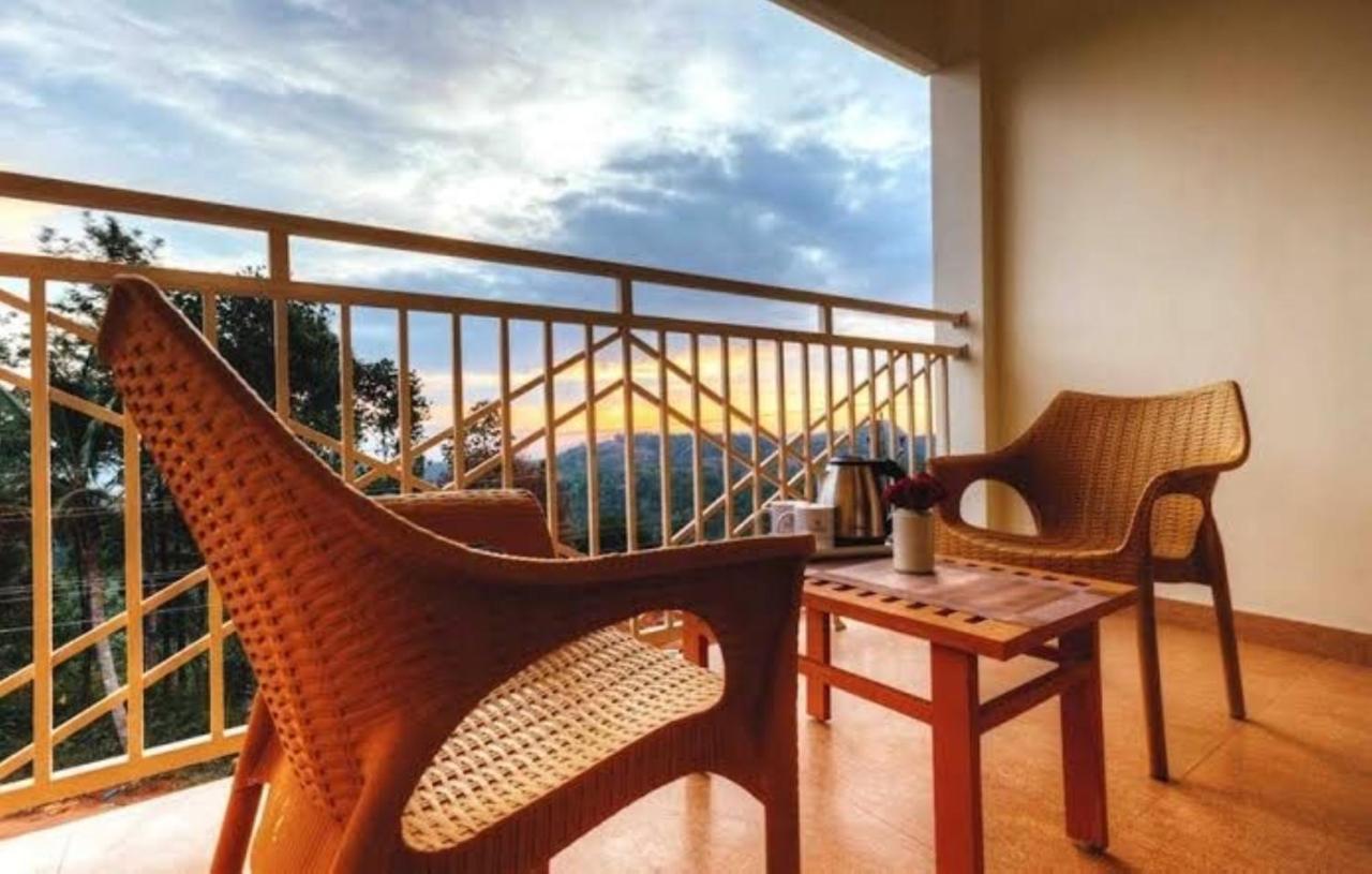 Iceberg Hill View * Munnar