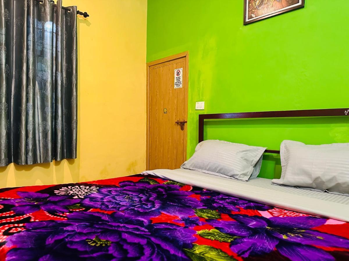 Hotel Maharaja 2*