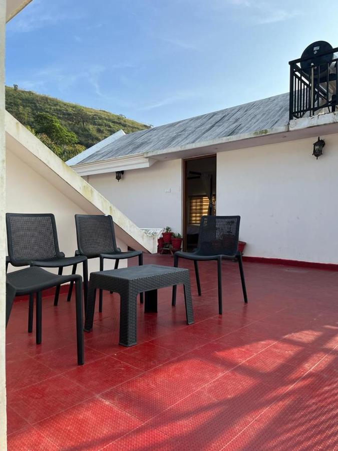 Villa Alkaline