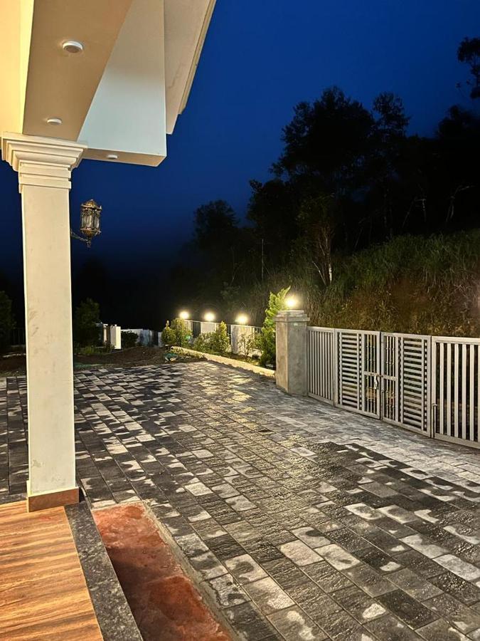 Villa Alkaline *