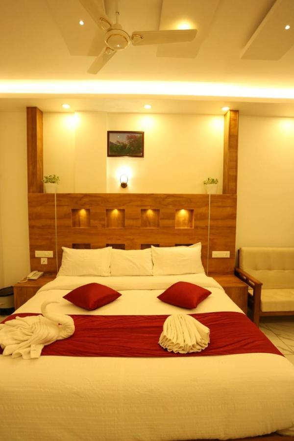 Cloud Bed Holidays Munnar