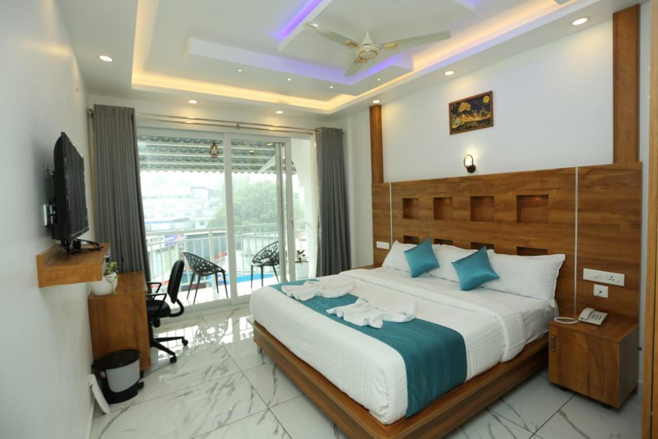 Cloud Bed Holidays Homestay *