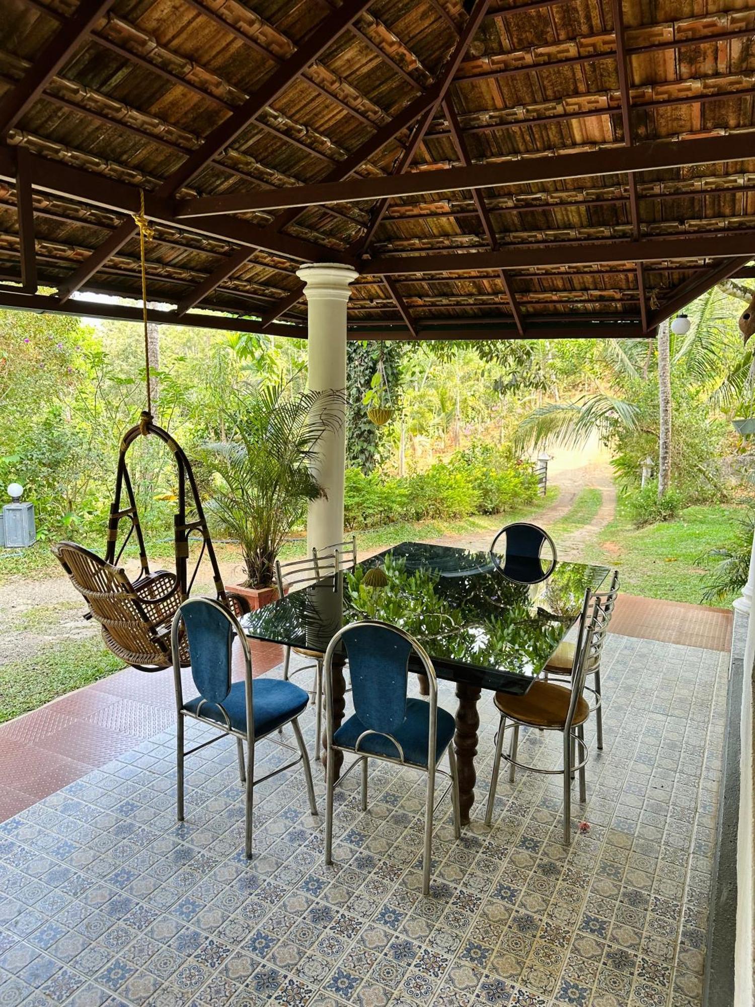 Thoppil Homestay *