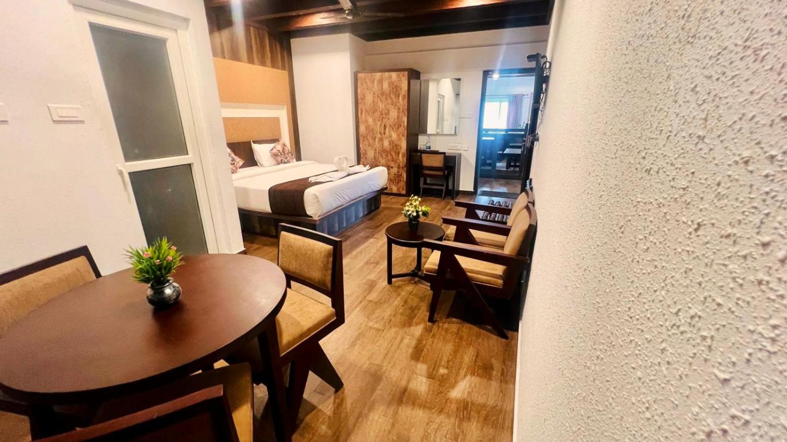 Hotel The Raarees - A Hidden In 4*