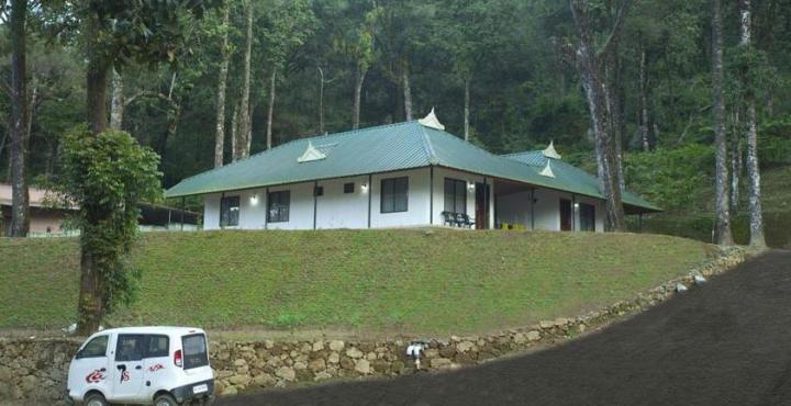 Seven Springs Munnar