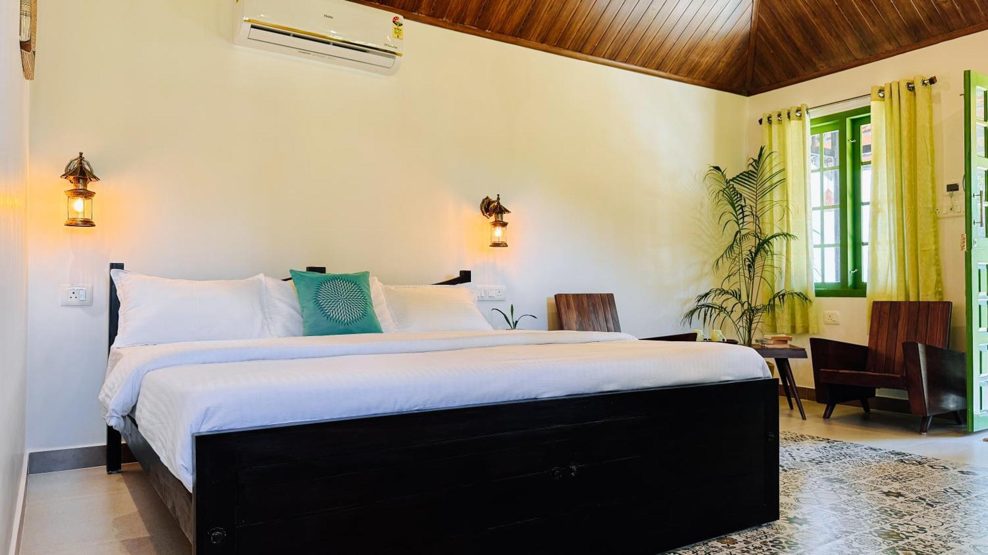 Calm Shack - 2 Bedroom-boutique Farm Farm stay *