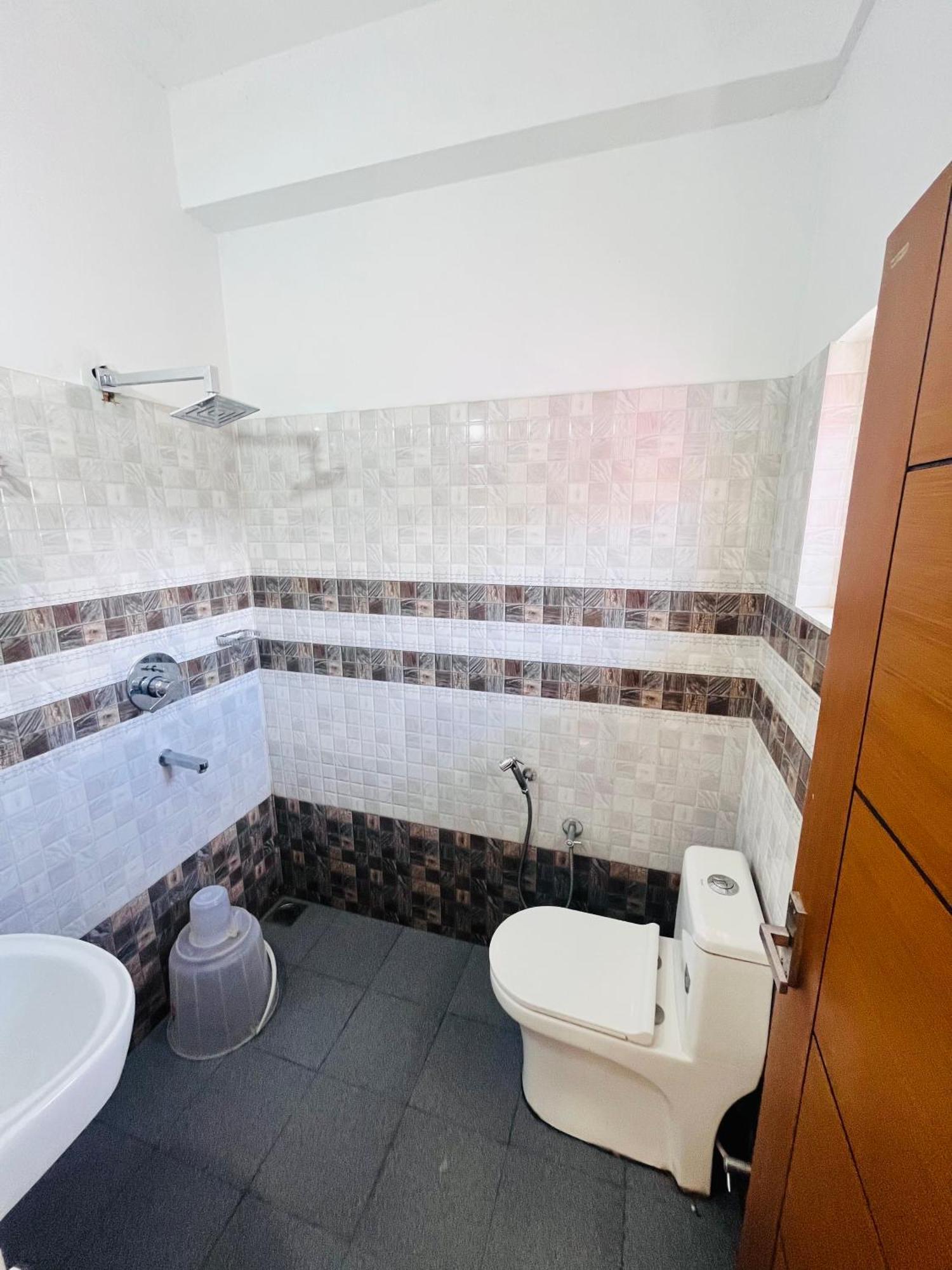 Seven Malai Residency *