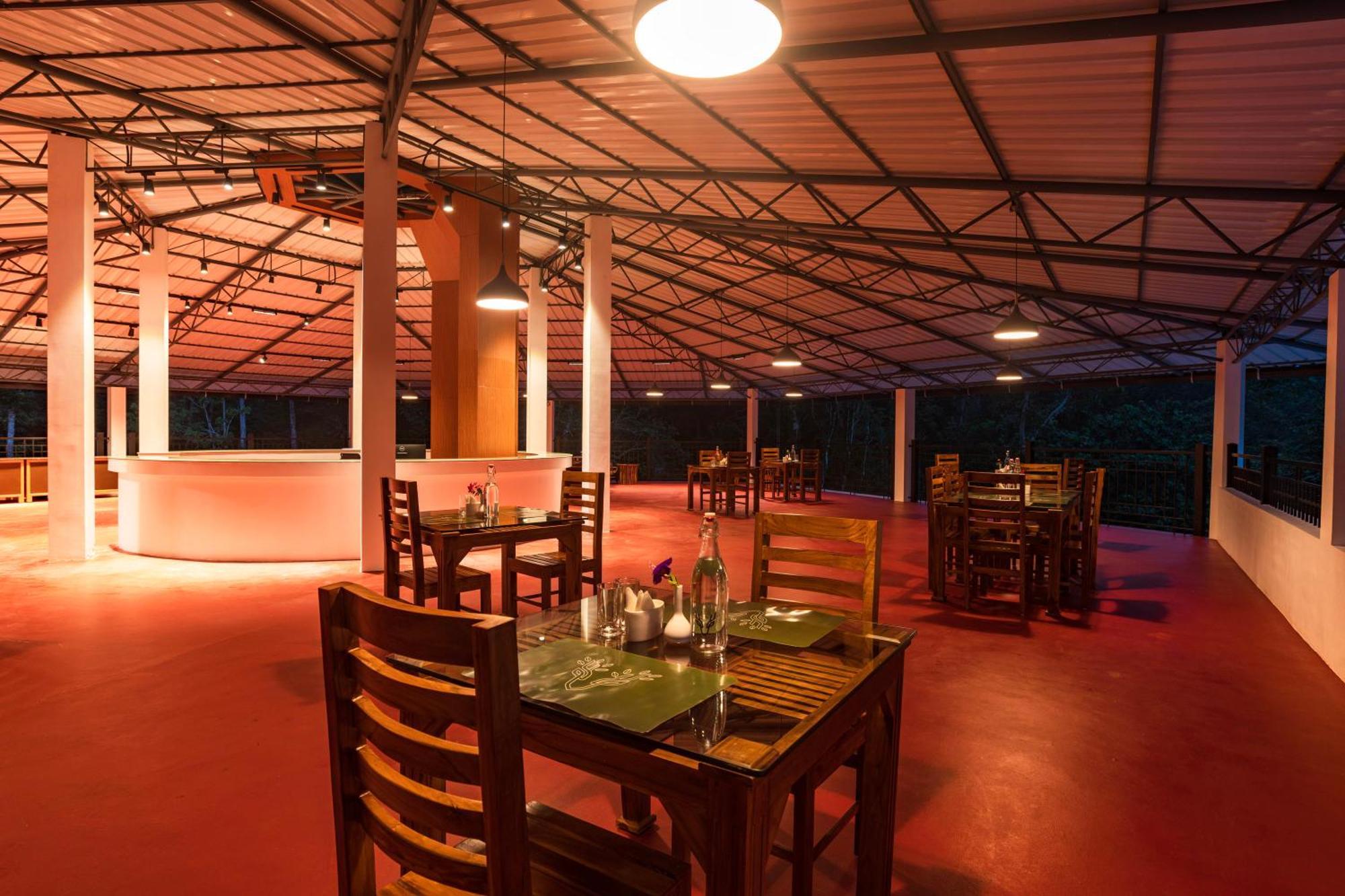 Makayiram Retreat Resort Munnar