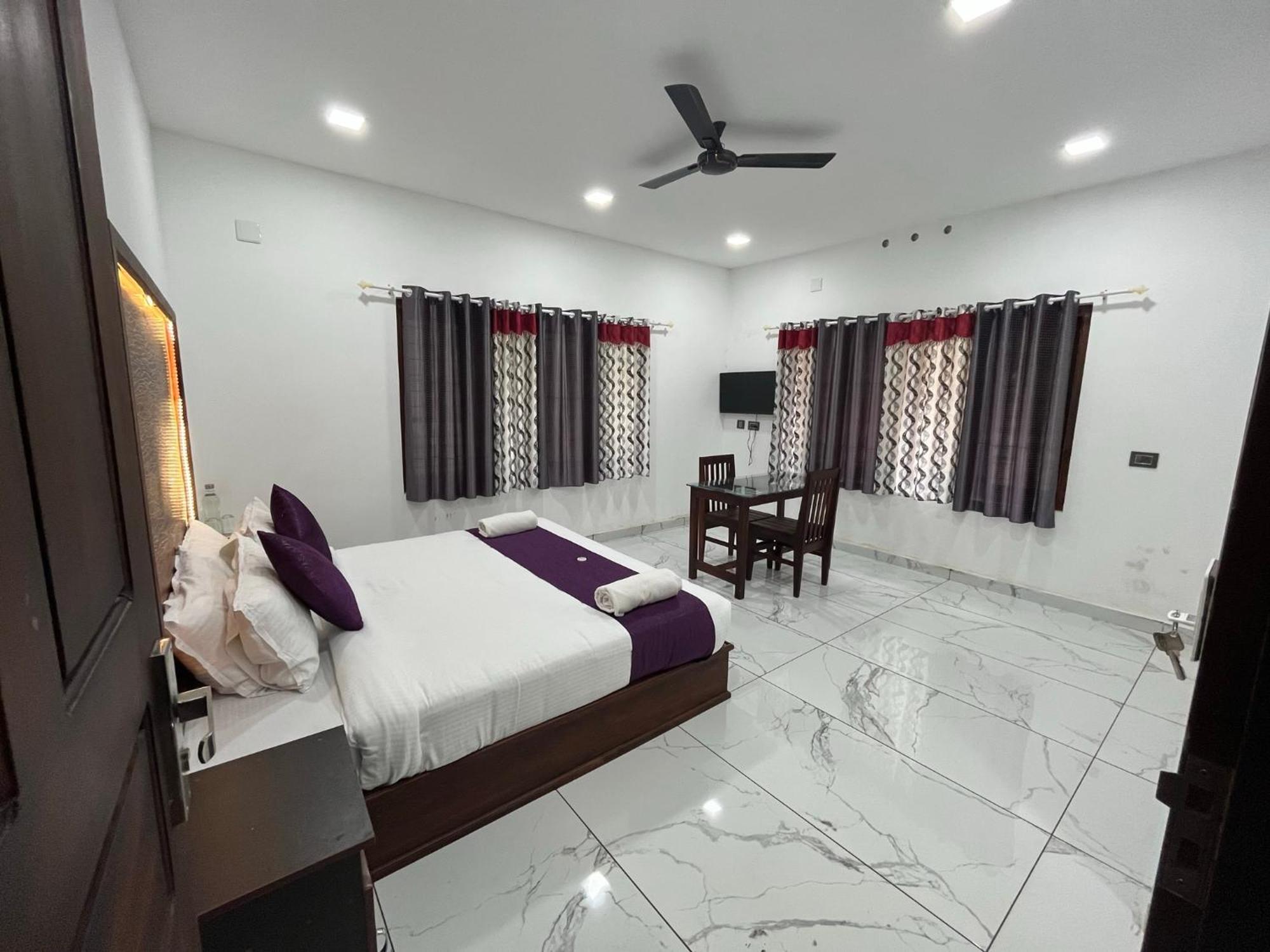 Guest house Mount Court *
