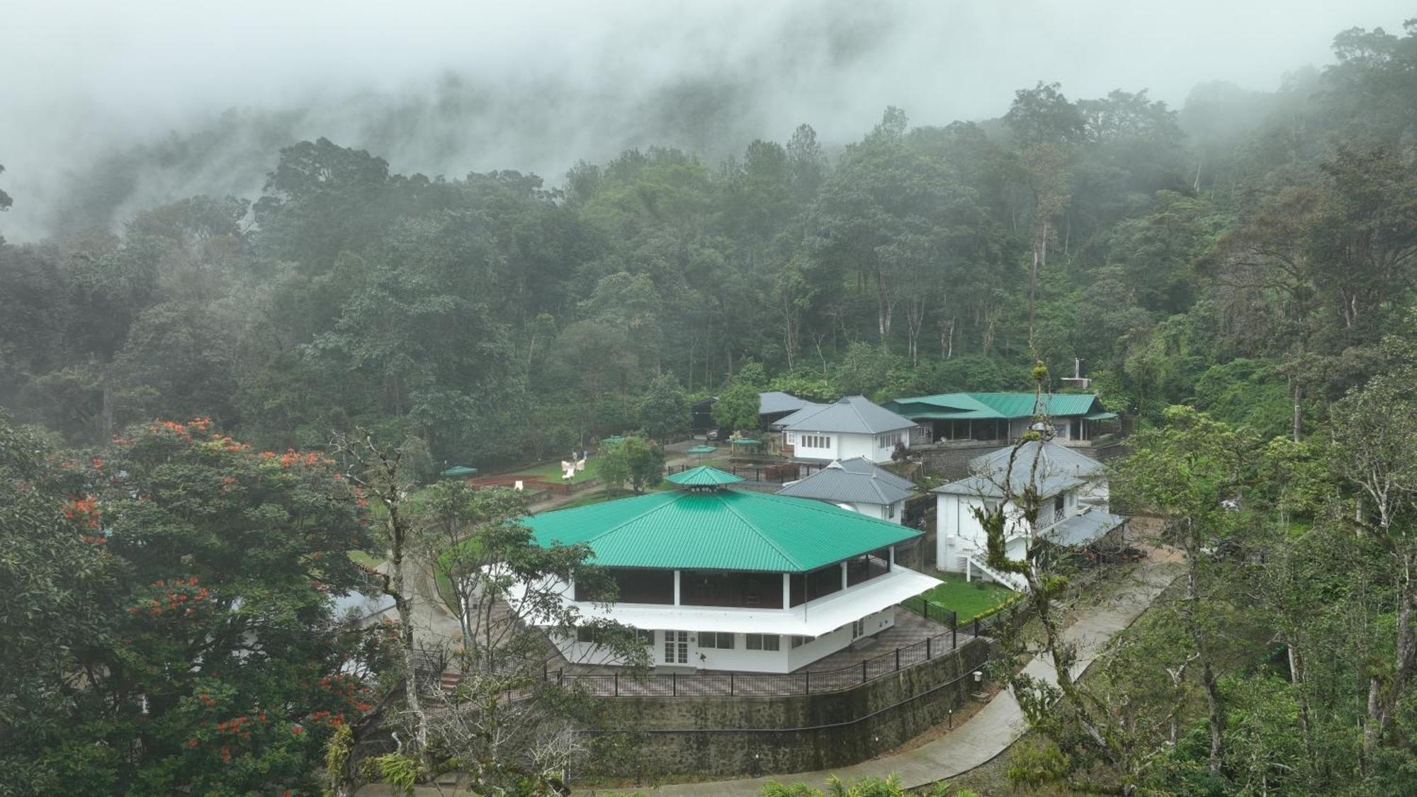 Makayiram Retreat Resort *