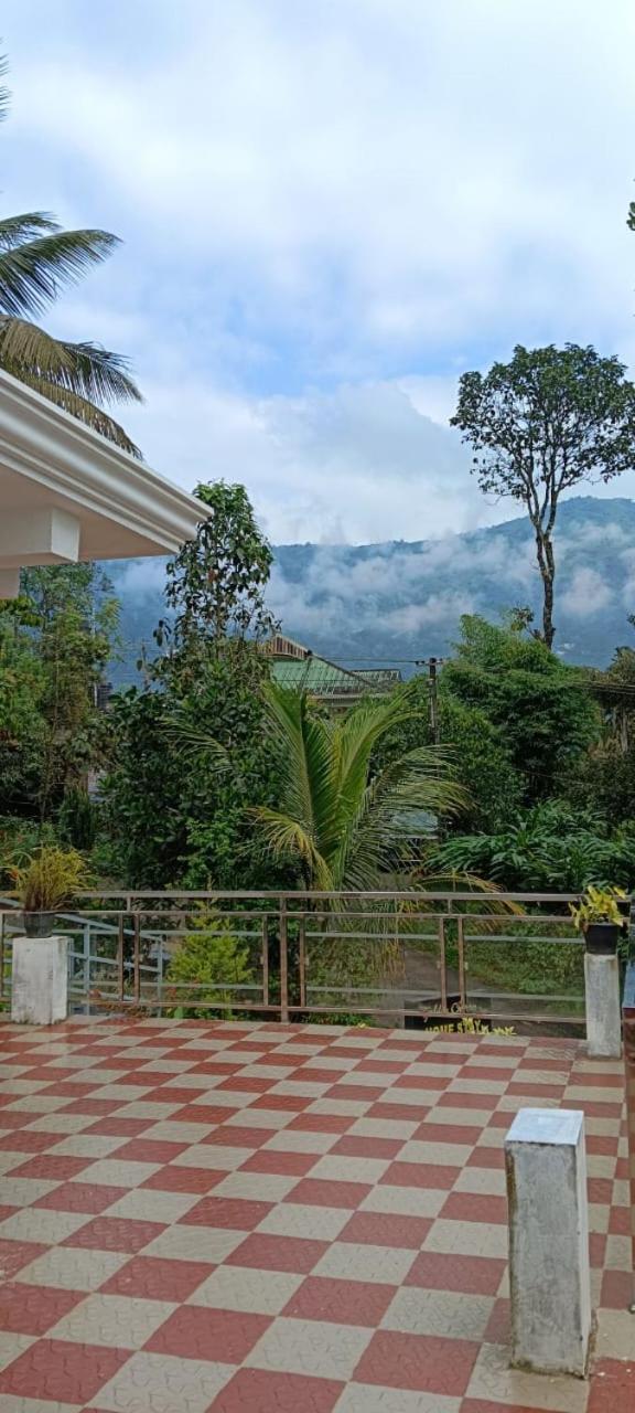 Golden Cherry Homestay Munnar