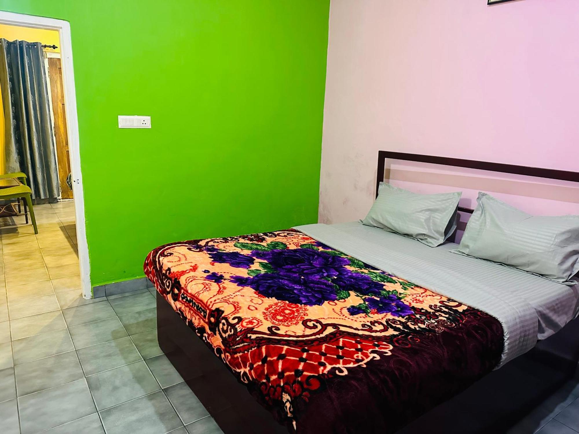Hotel Maharaja Munnar