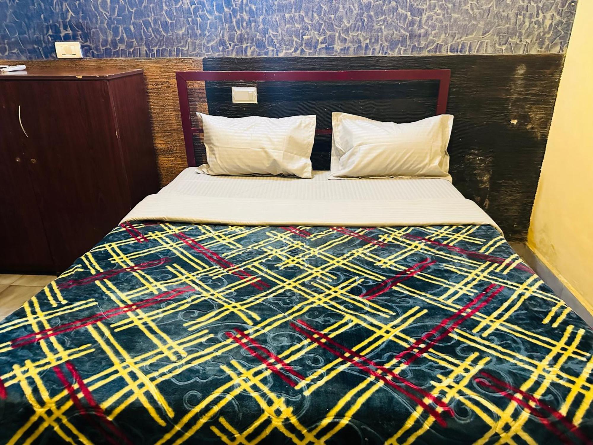 Hotel Maharaja Munnar
