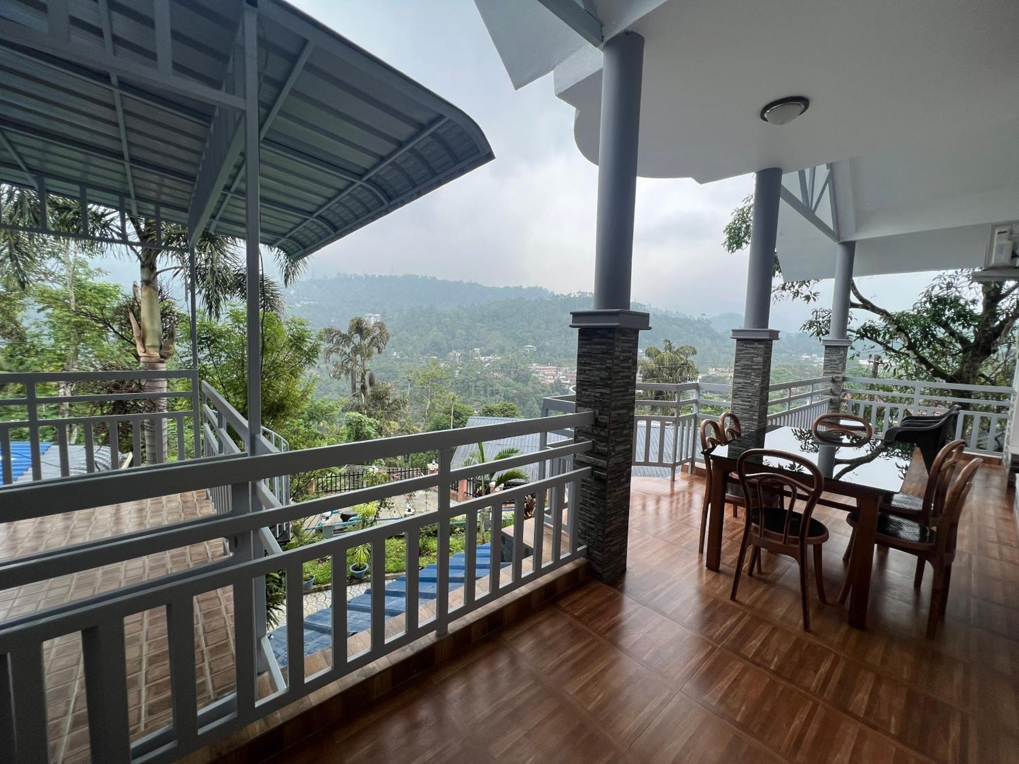 Blue Mist 3* Munnar