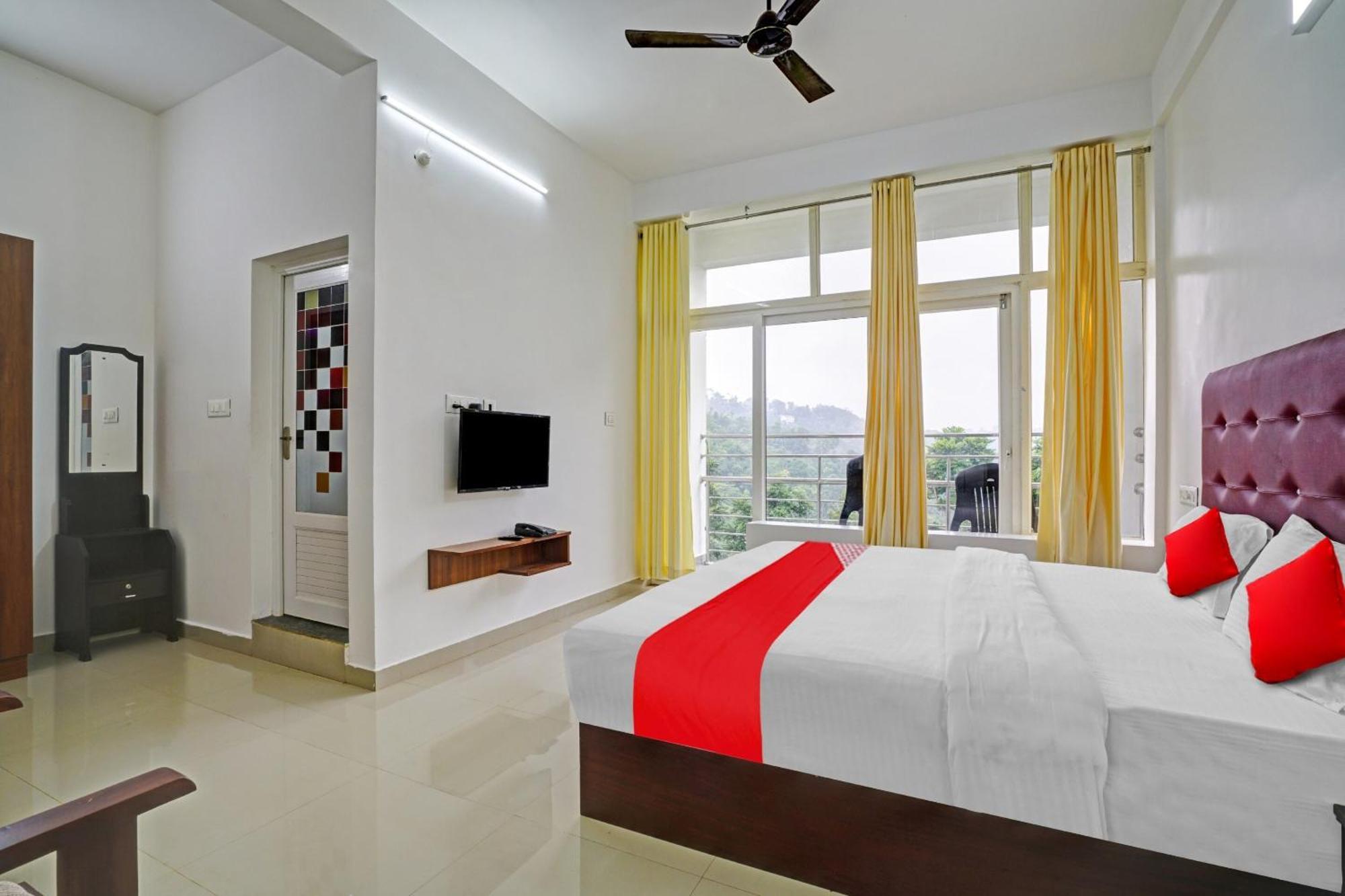 Oyo Flagship 81260 Star Lights Munnar
