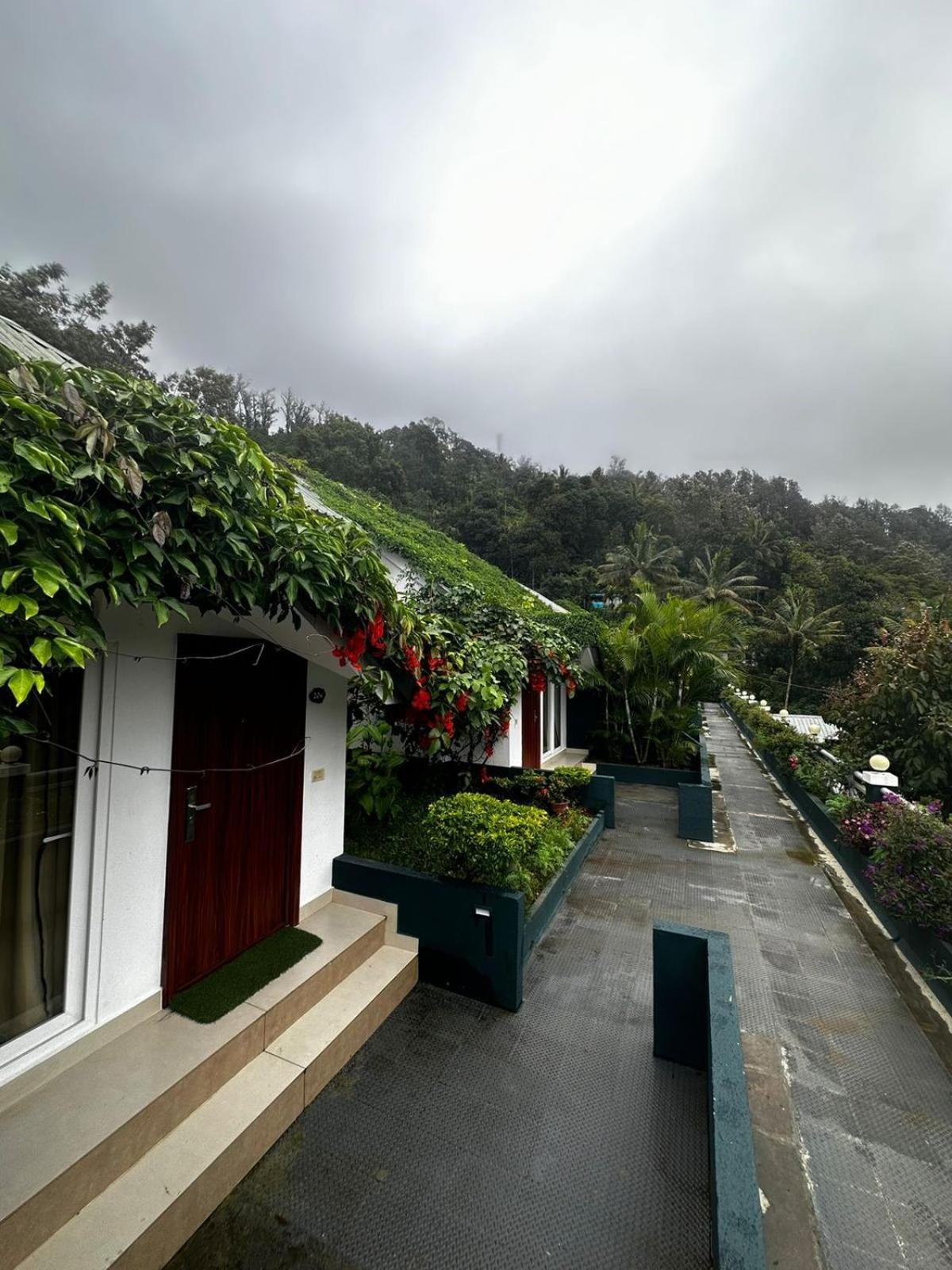 Tea Hills - Mthr Resort 4*