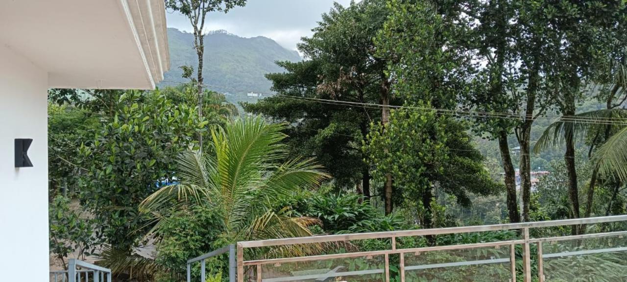 Golden Cherry Munnar
