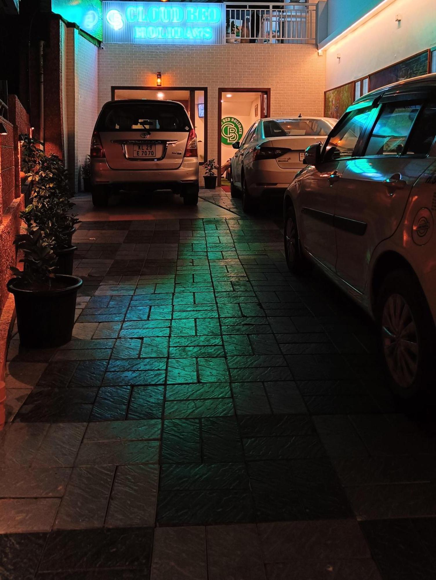 Homestay Cloud Bed Holidays