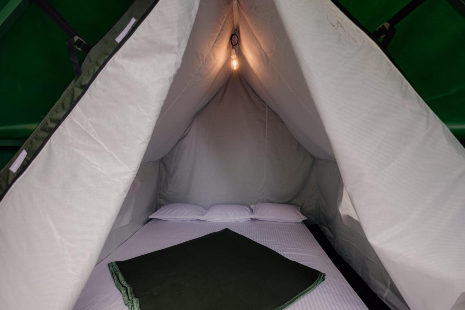 Luxury tent Wonderwoods Tent Camping