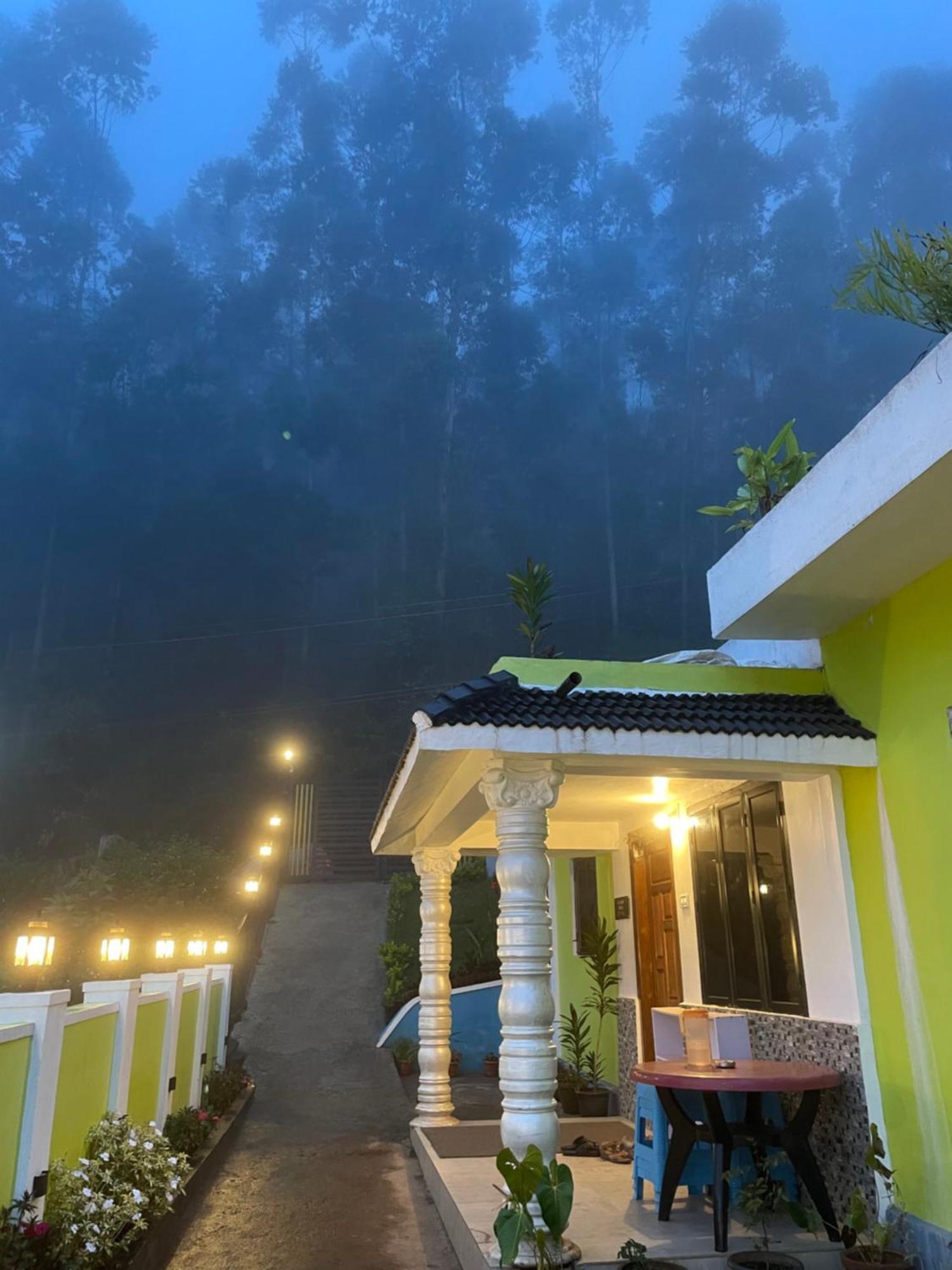 Mountain Cheers Villa Munnar