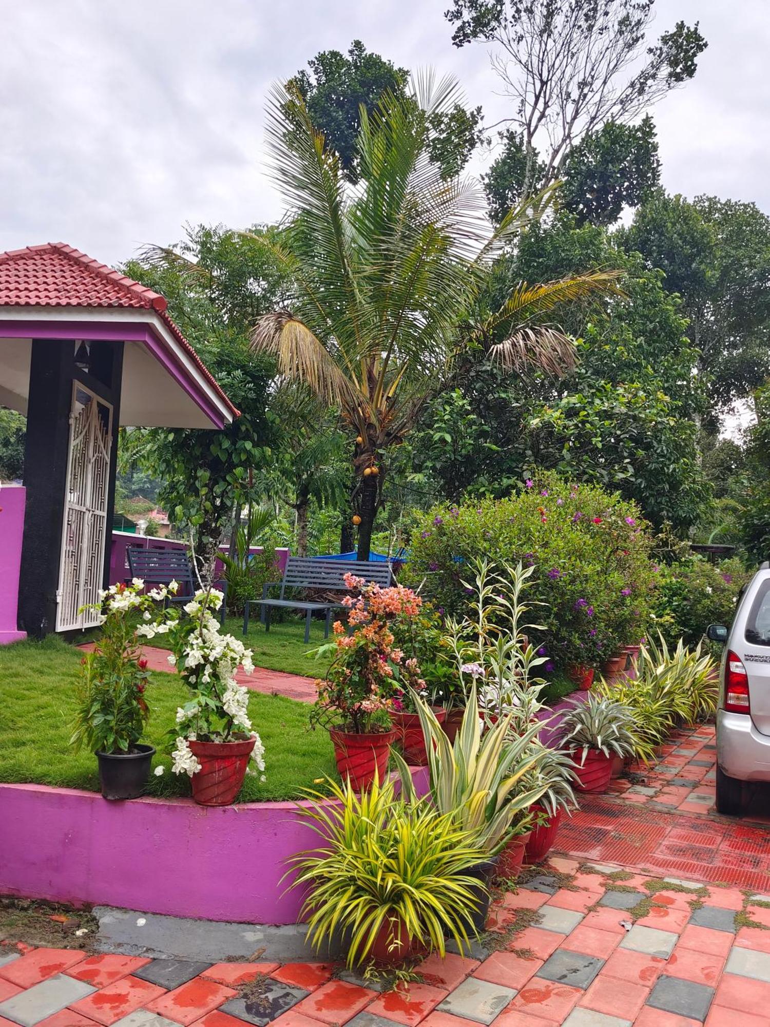 Villoonnickal * Munnar