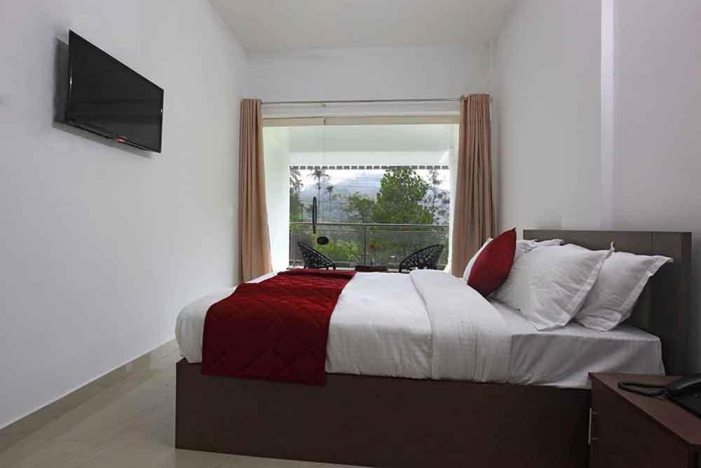 Ayur Green And Spa Hotel 3*