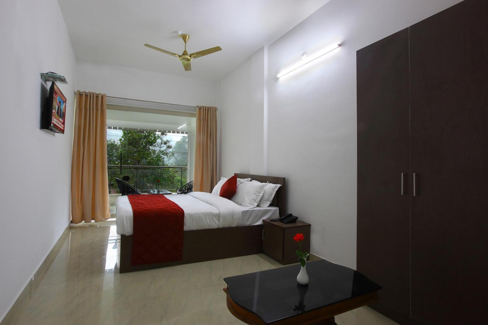 Hotel Ayur Green And Spa Munnar