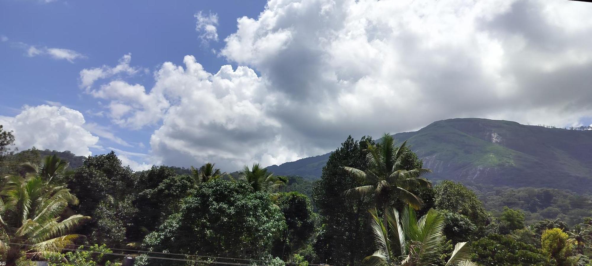 Himadri Holidays * Munnar