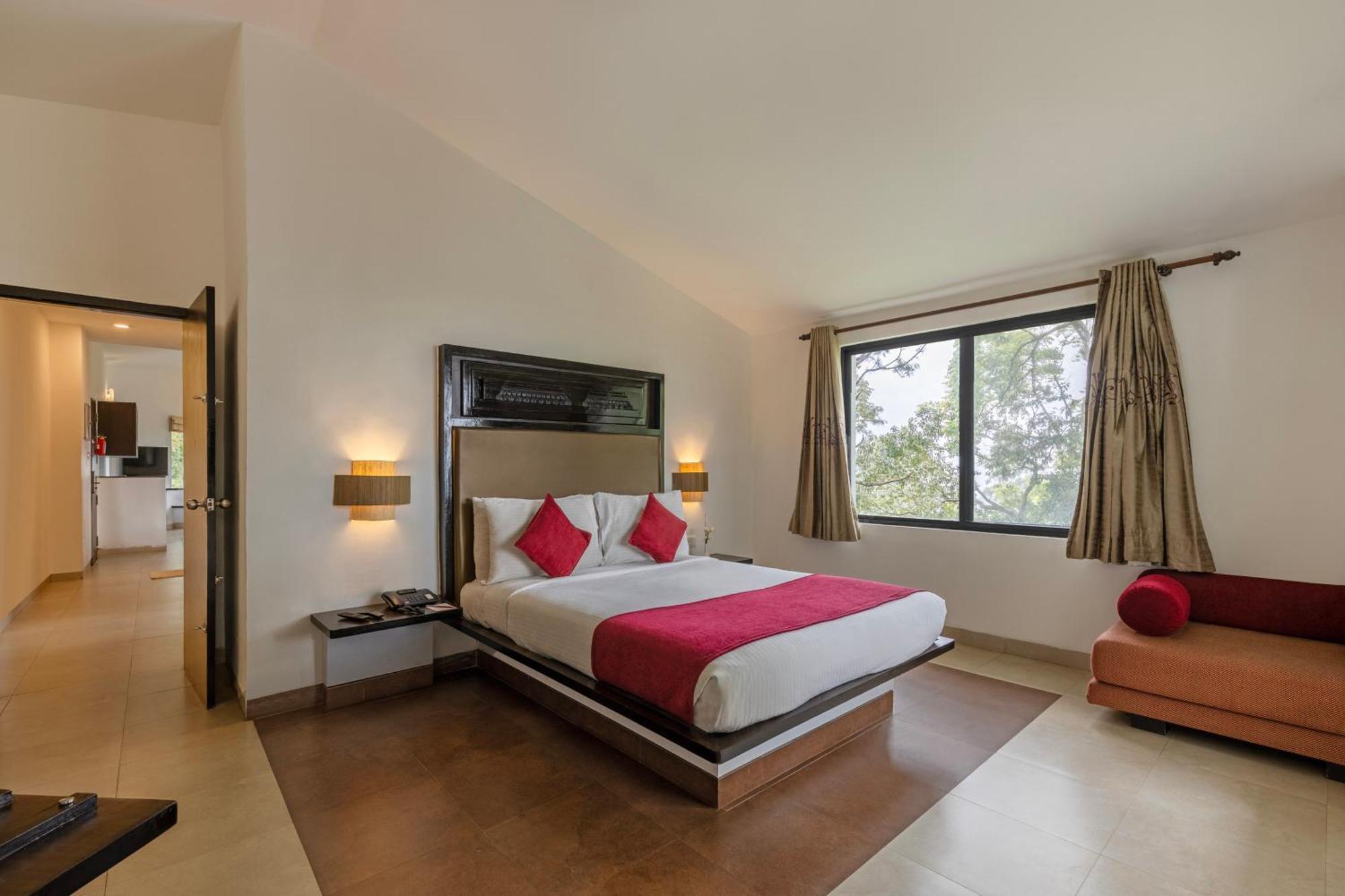 Sterling Resort 4*