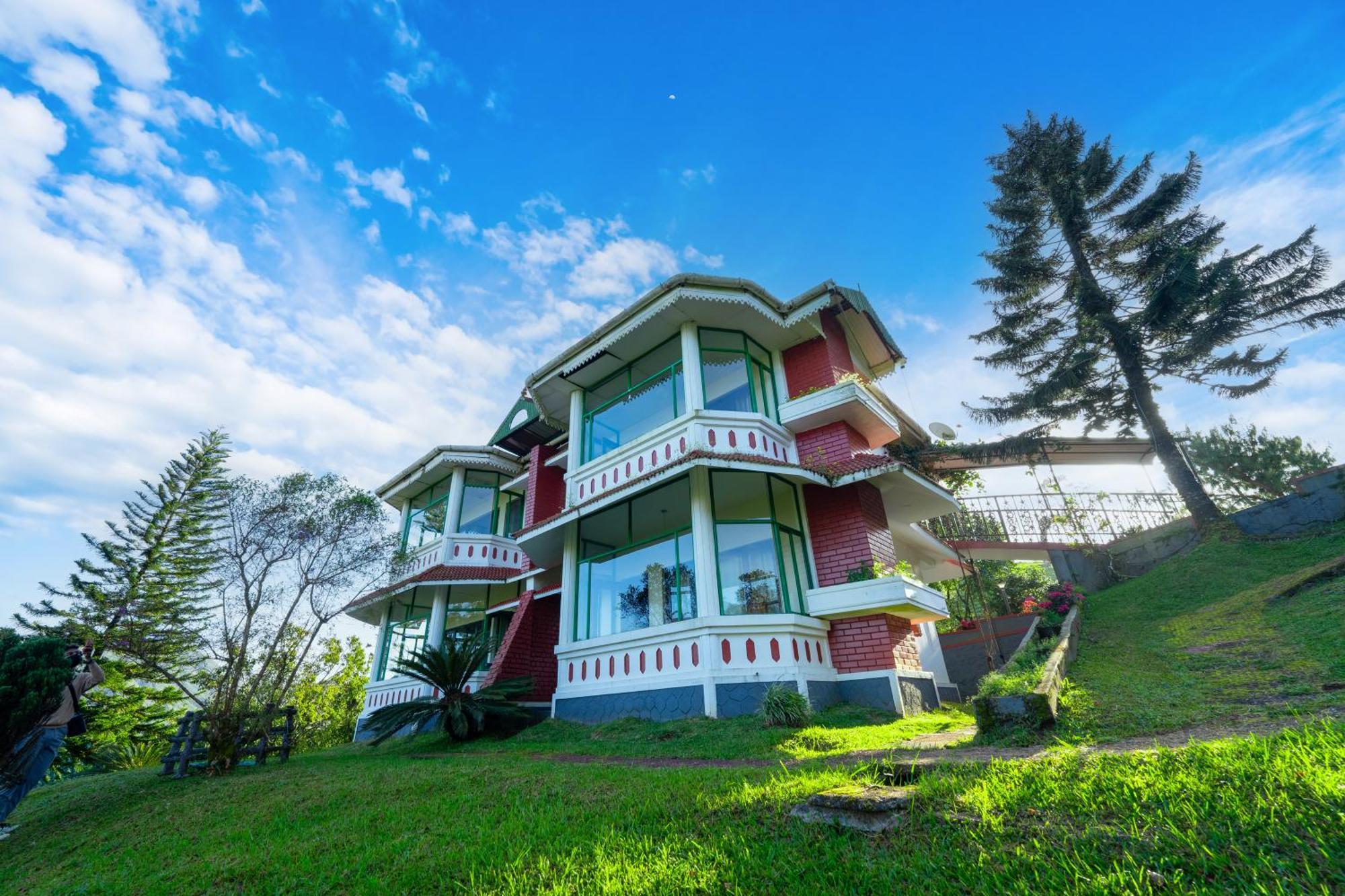 Camelot 3* Munnar