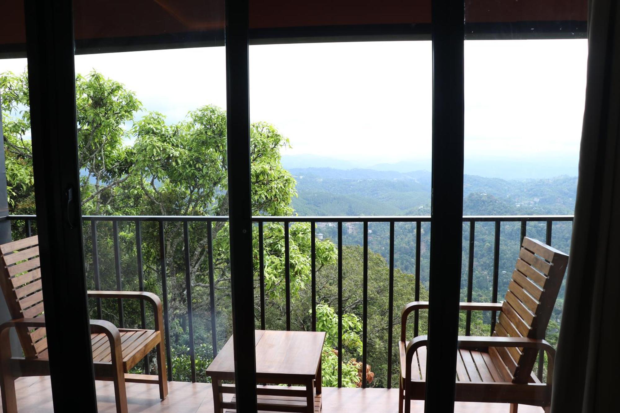 Resort Kamal Misty Woods *