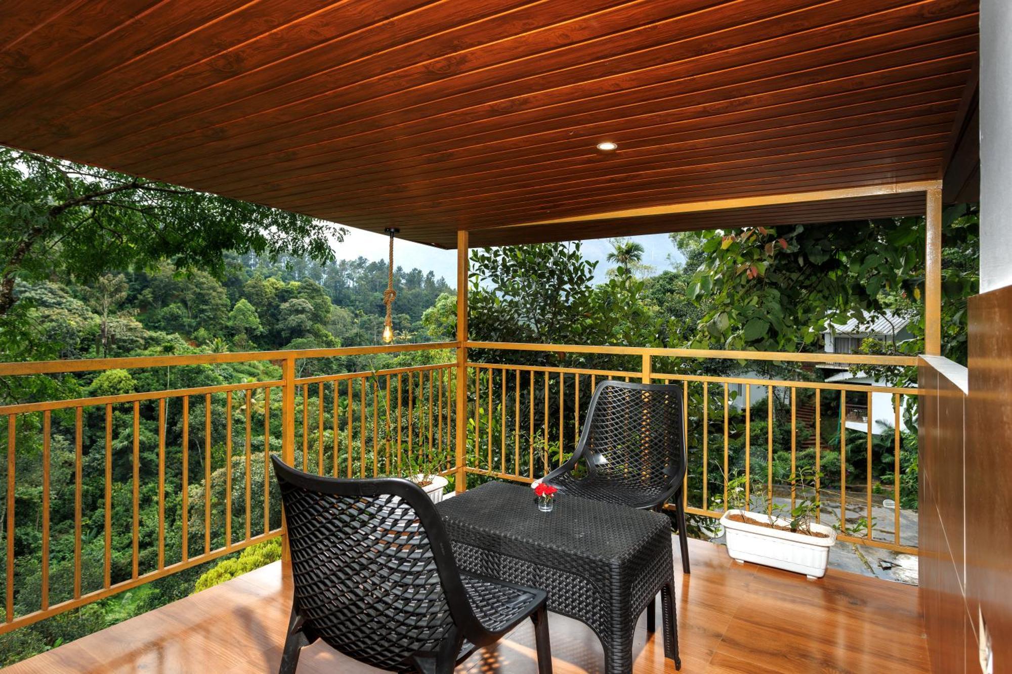 Wild Stories Hotel 3*