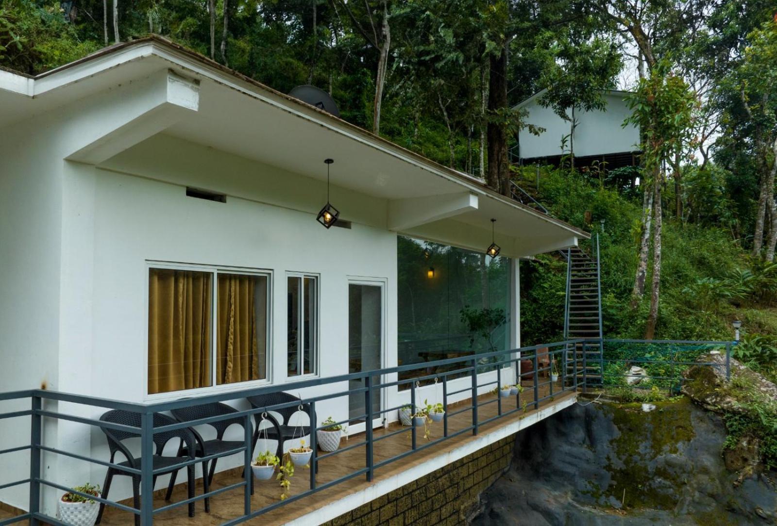 Hotel Wild Stories Munnar