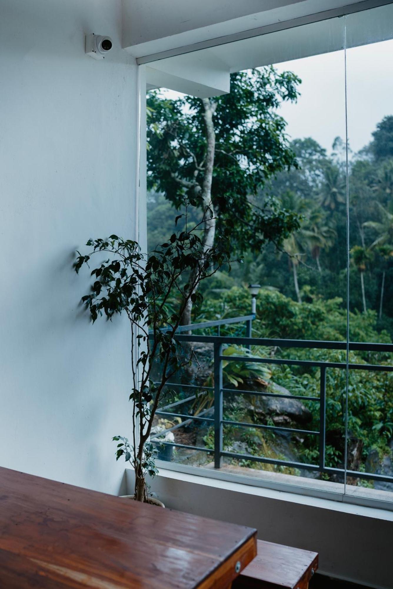 Hotel Wild Stories Munnar