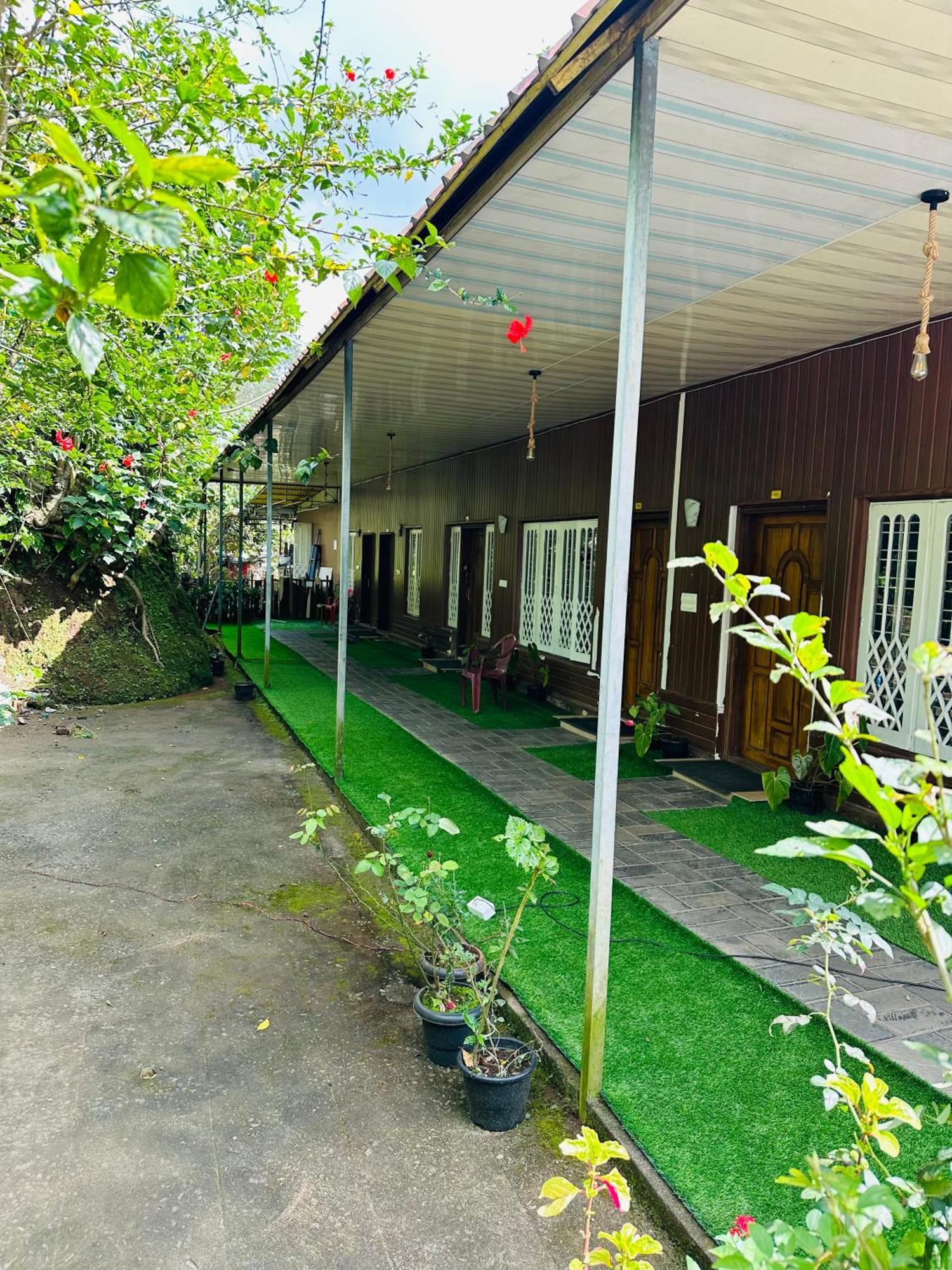Maharaja Hotel 2*