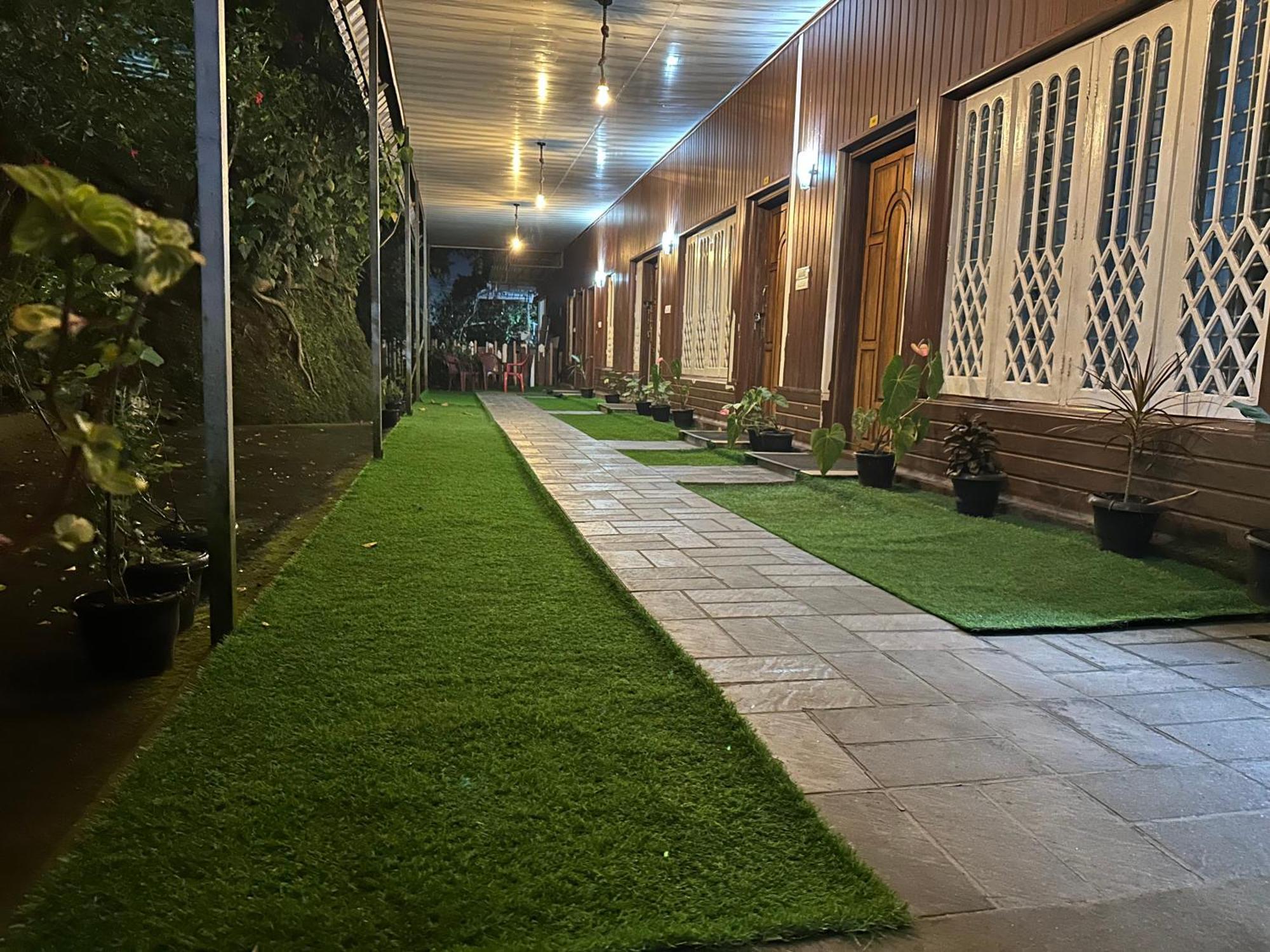 Hotel Maharaja Munnar