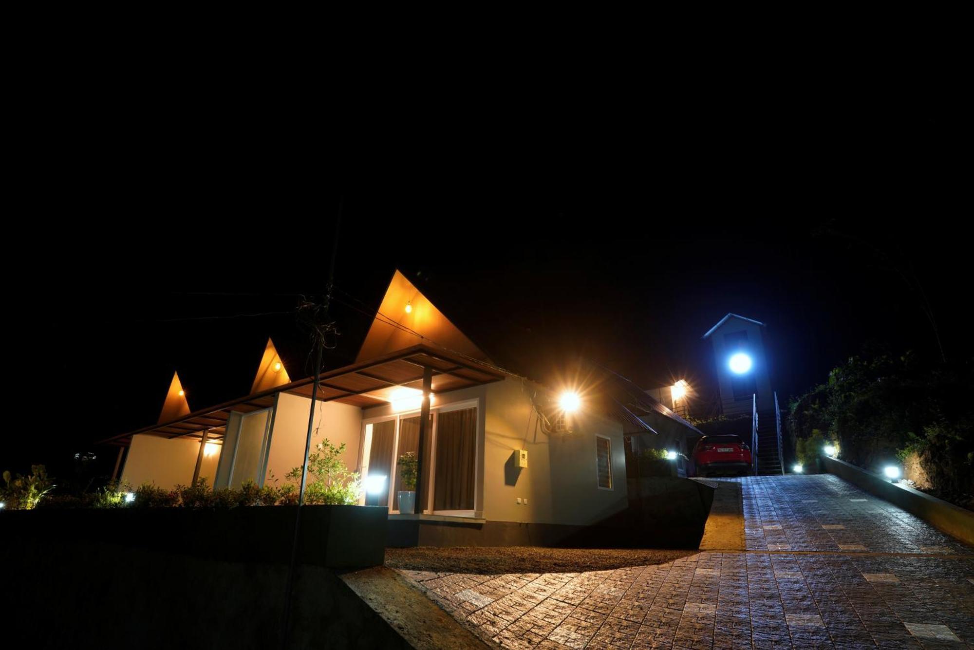 Villa Elephant Village *