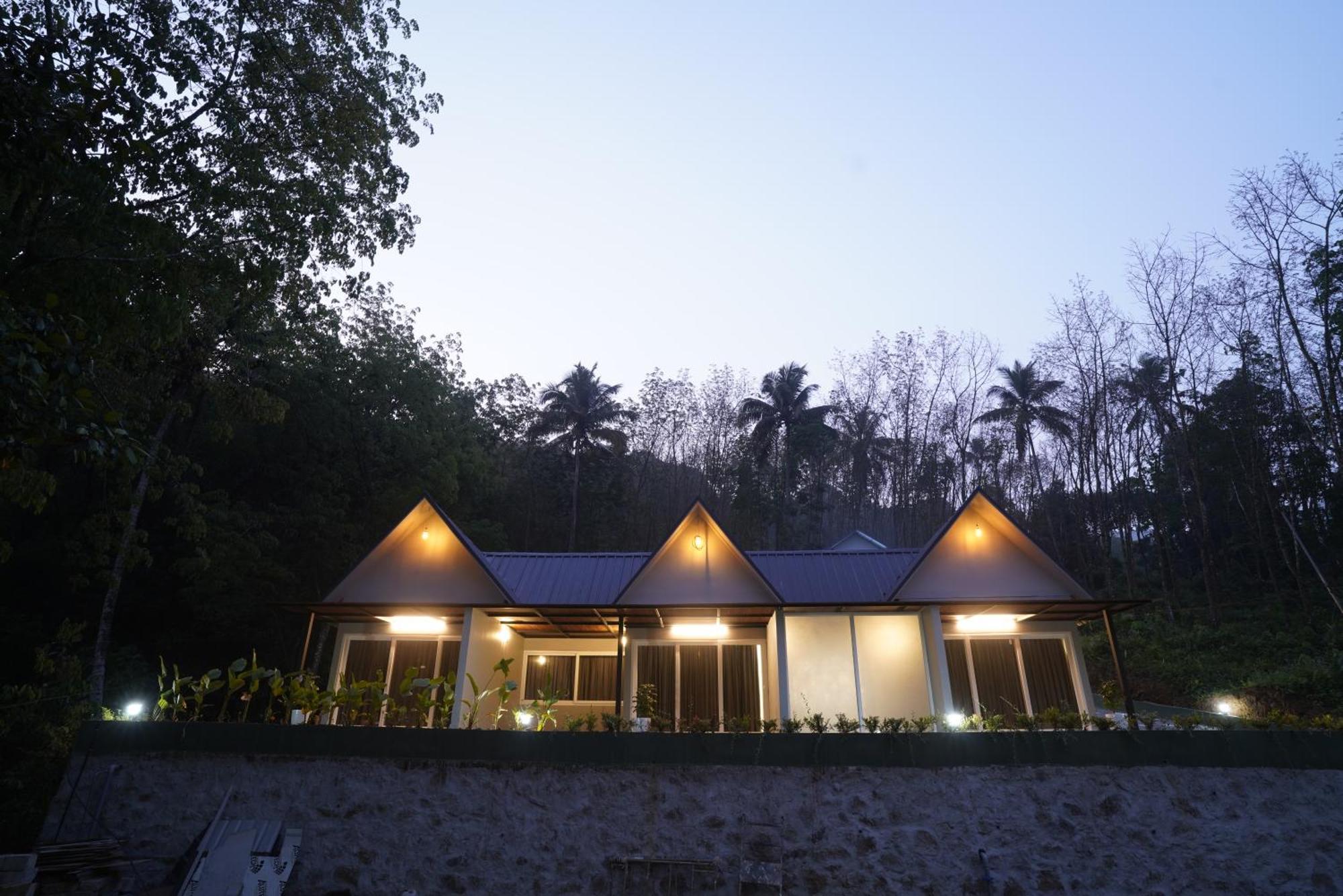 Villa Elephant Village Munnar