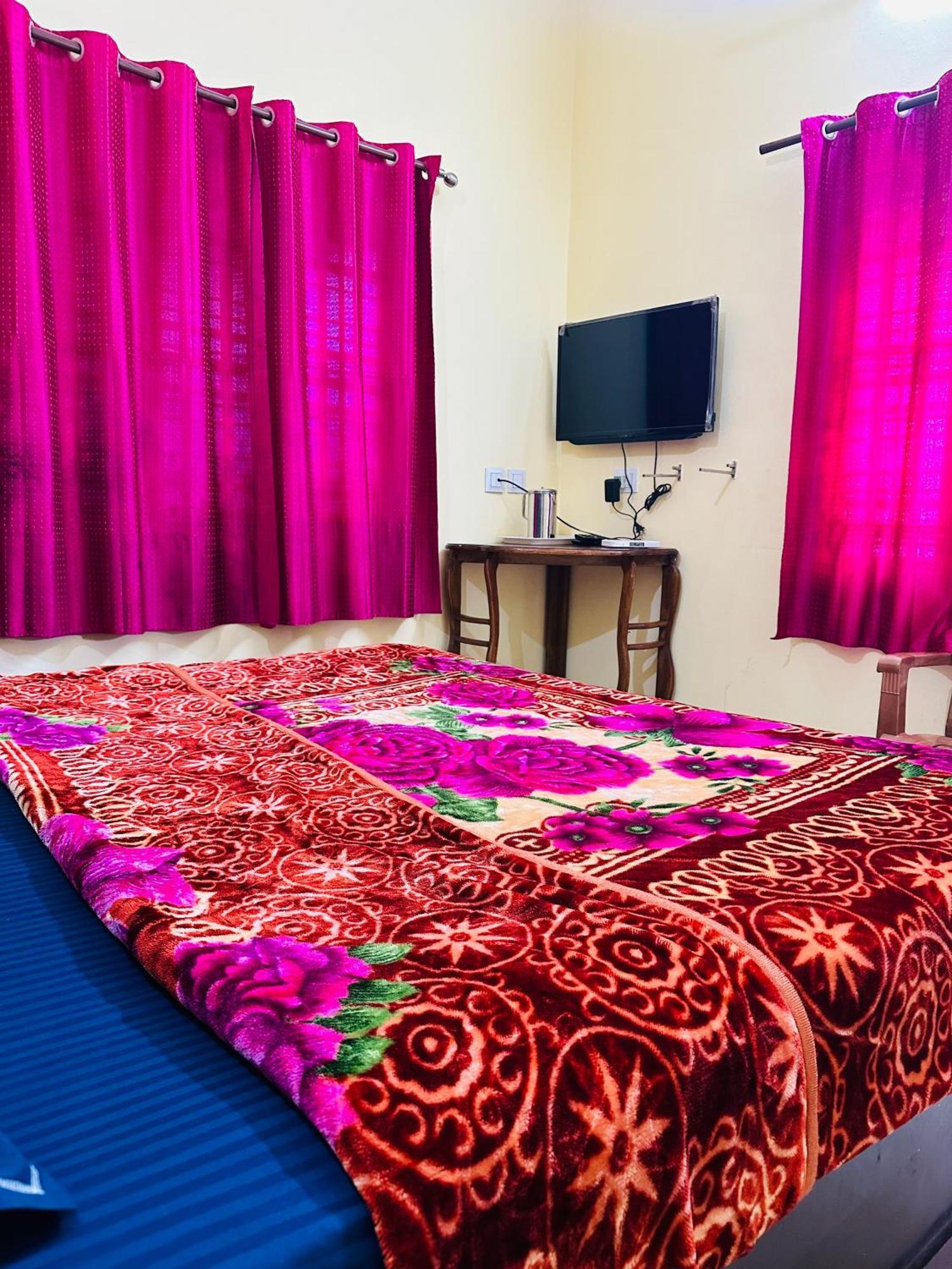 Bed & Breakfast G Mount Budget *