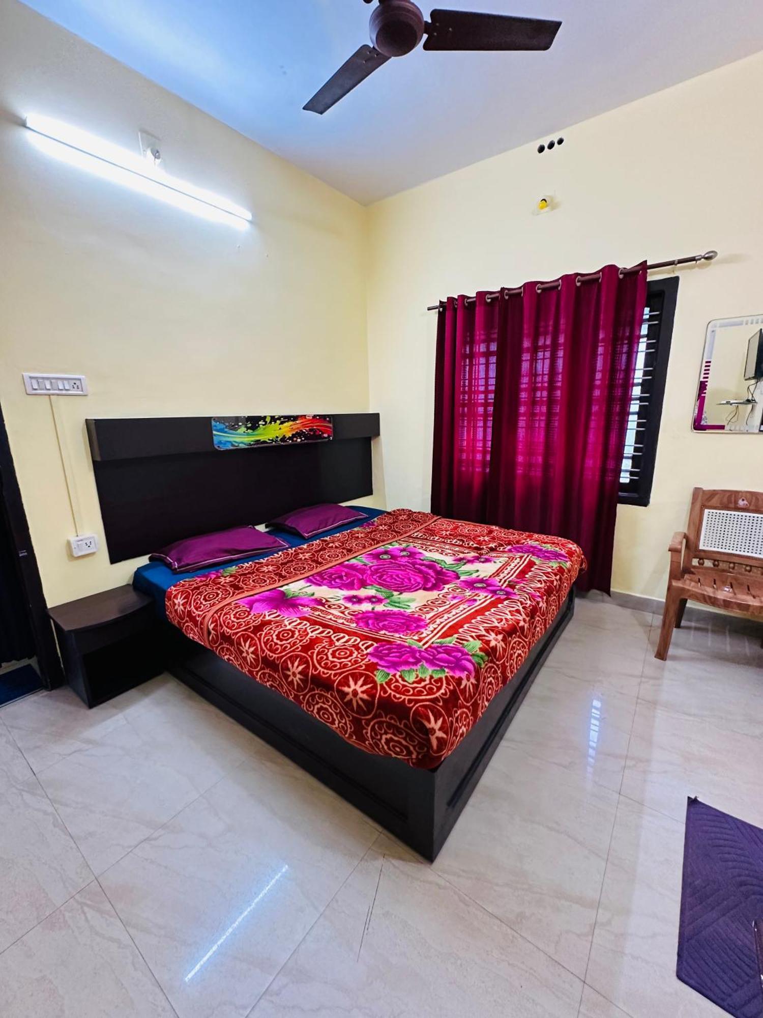 G Mount Budget * Munnar