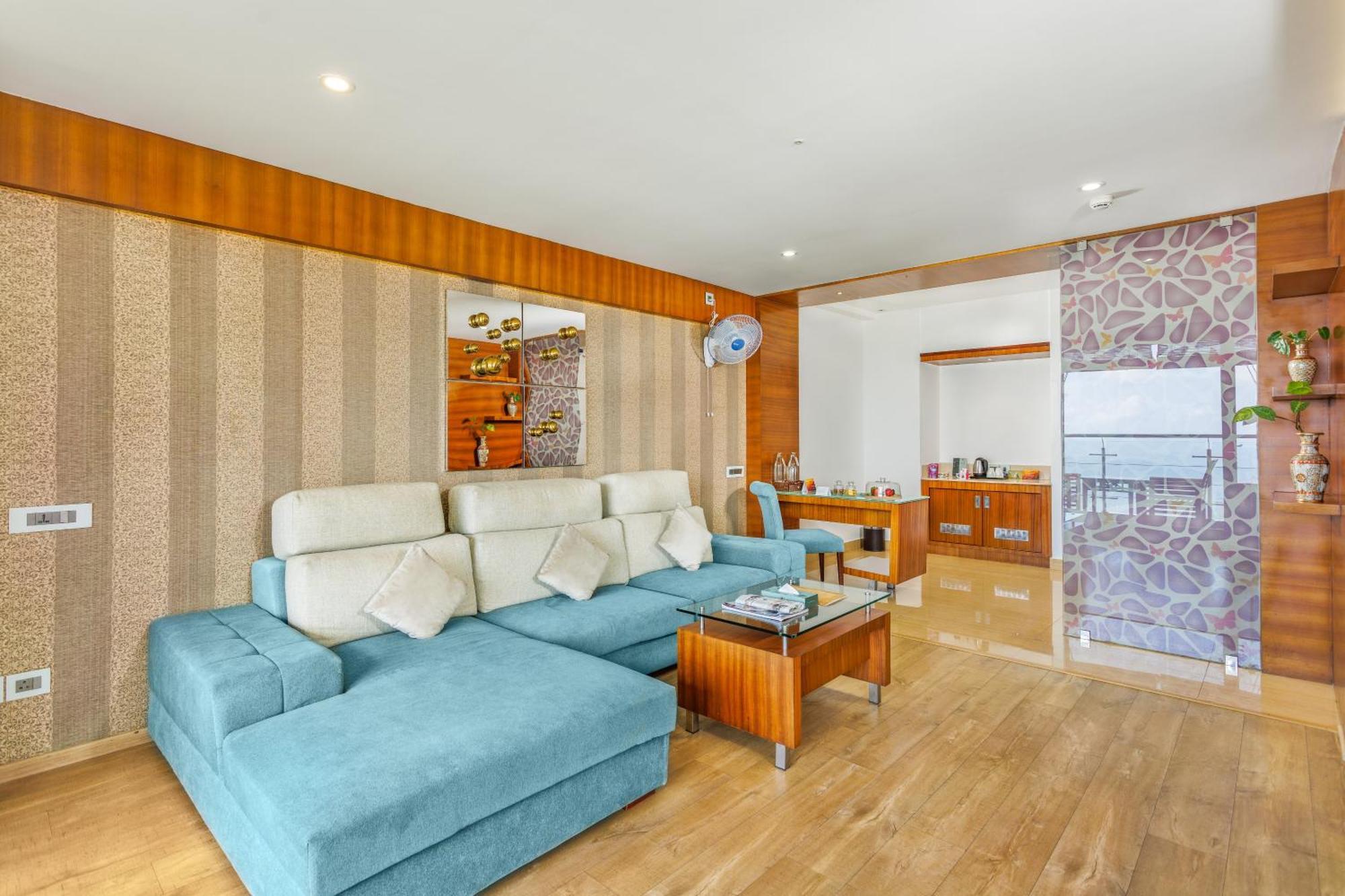 Amber Dale Luxury Hotel & Spa, Munnar Hotel Munnar