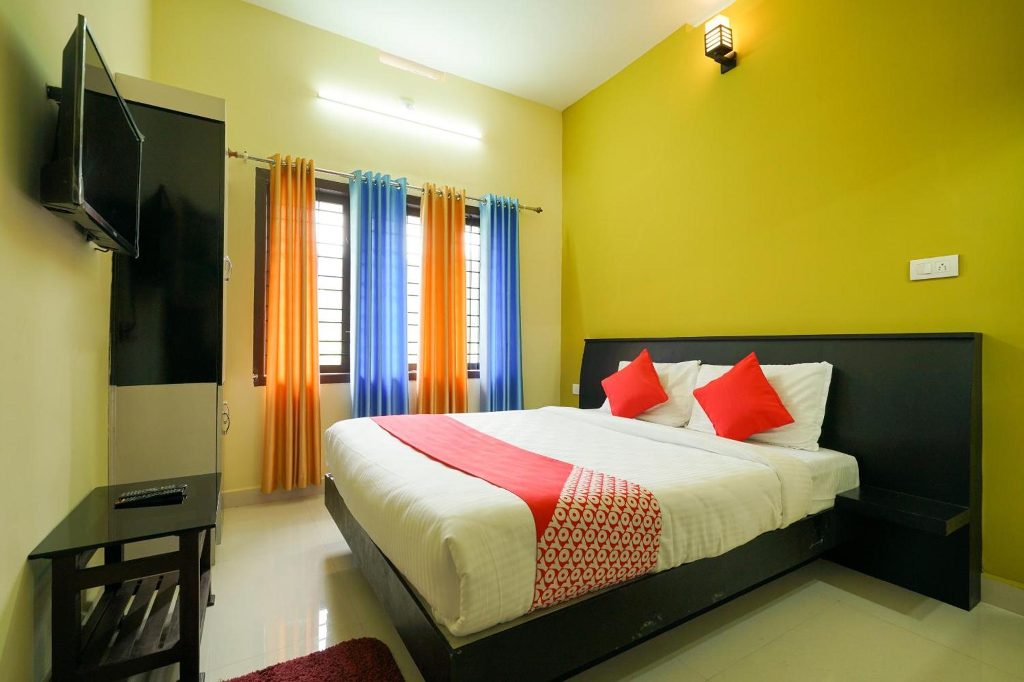 Hotel O Eden Residency Munnar