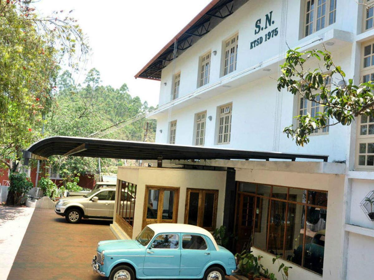 Lodge Sn