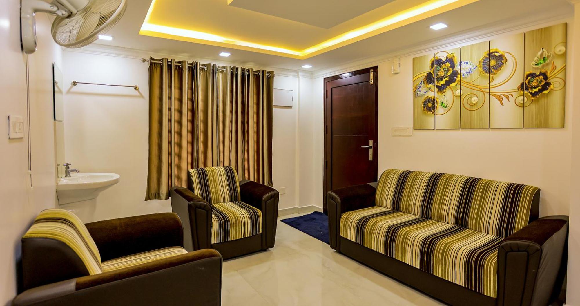 Bed & Breakfast Bhrs Residency
