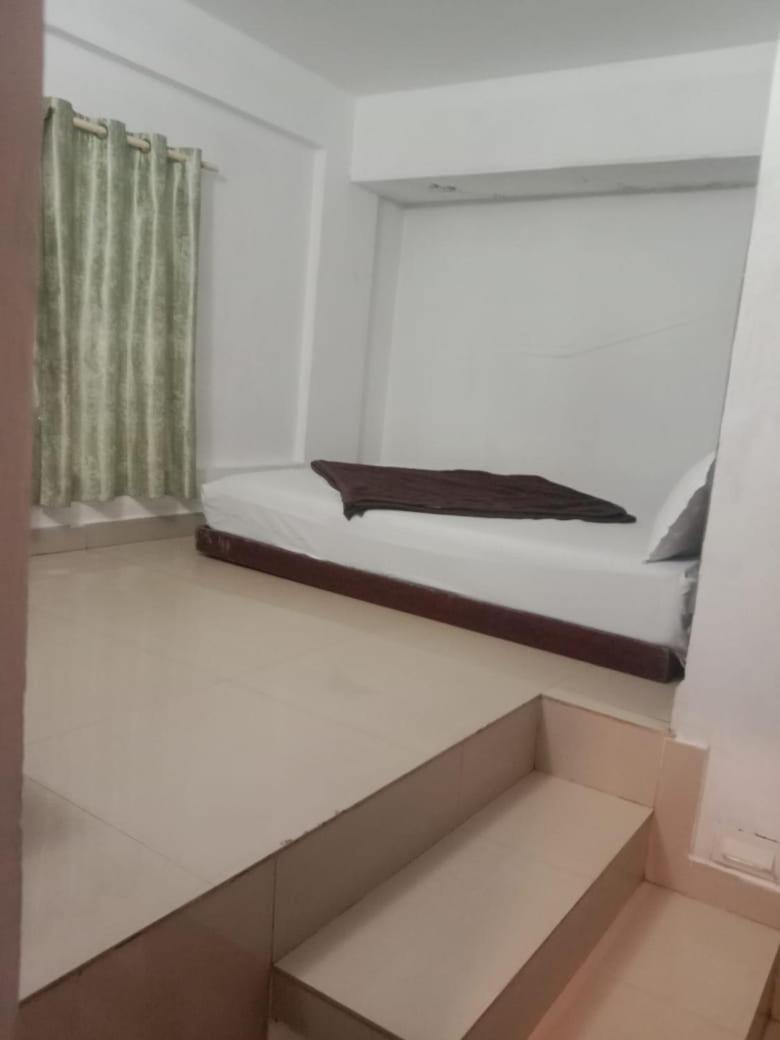 Hotel The Regency Anex Munnar