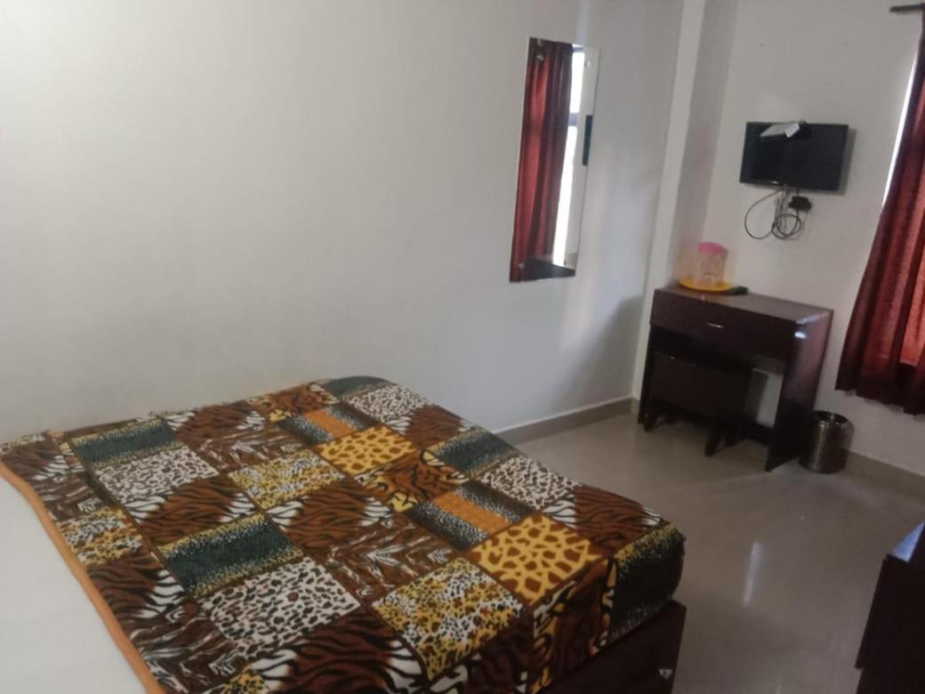 Hotel The Regency Anex Munnar
