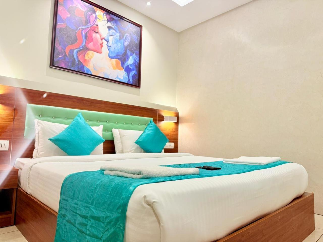 Hotel Skylark Holidays Premium 4*