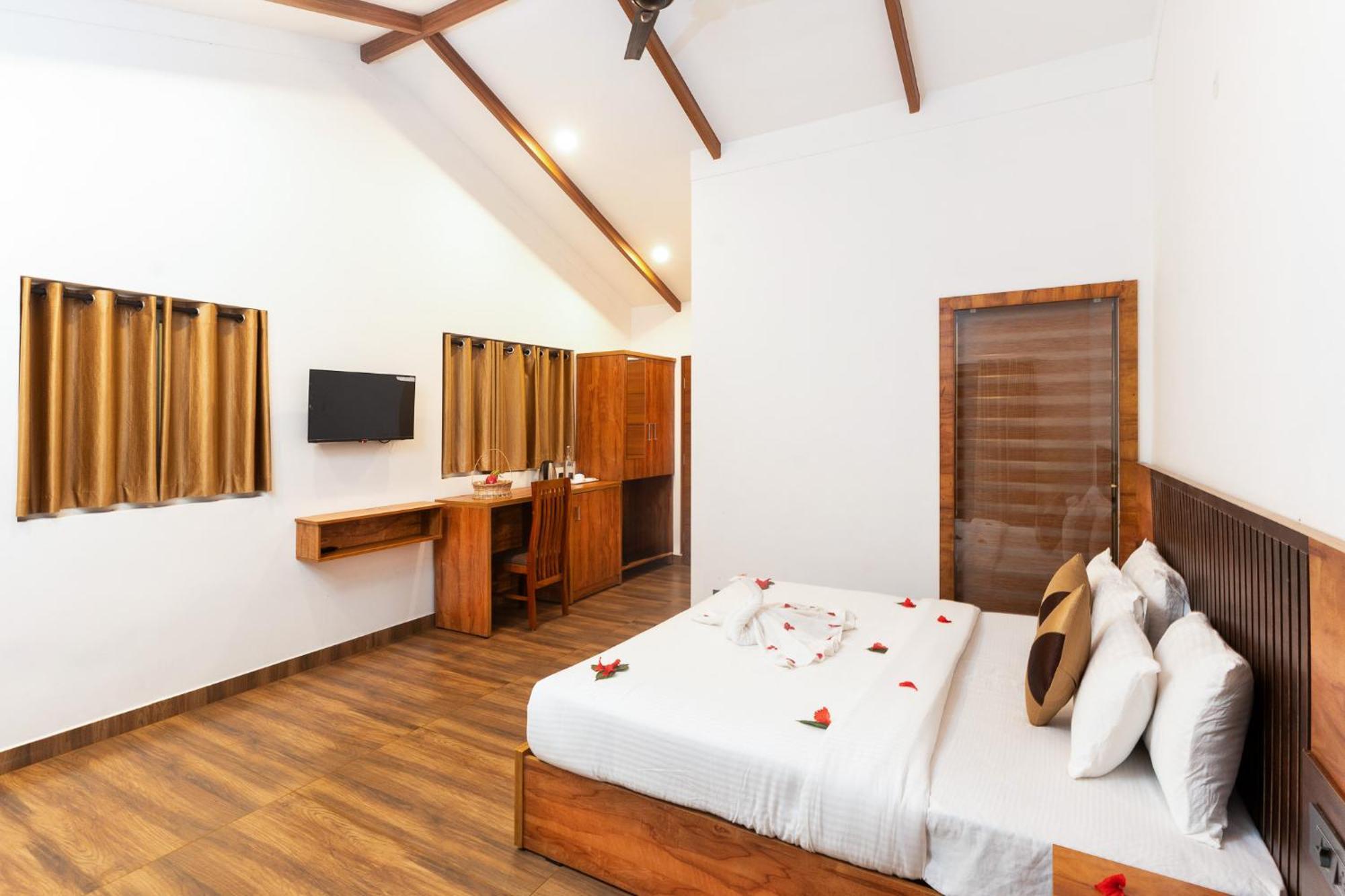 Tealawn Pool Villa, * Munnar