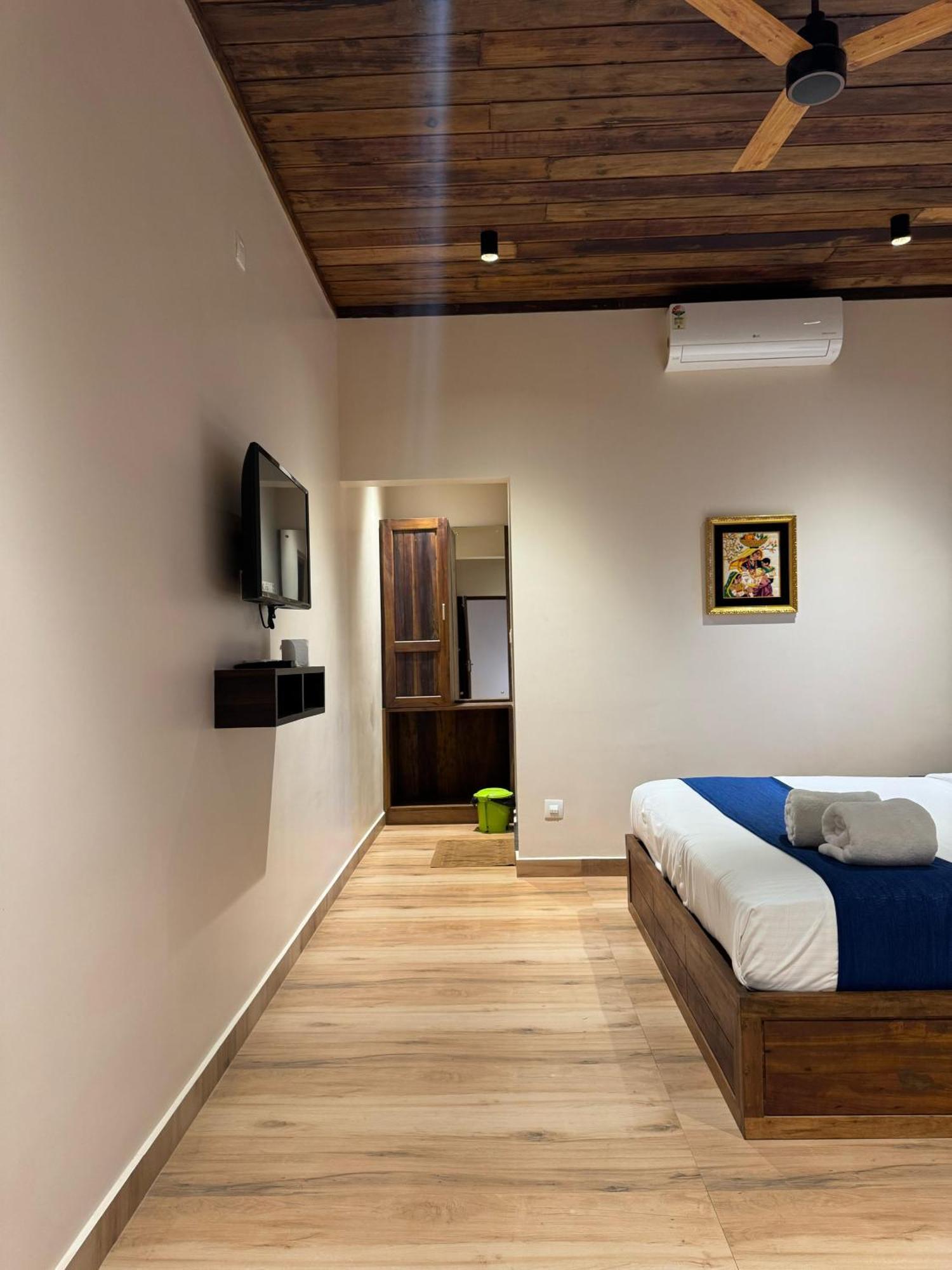 Blue Mist Bed & Breakfast 3*